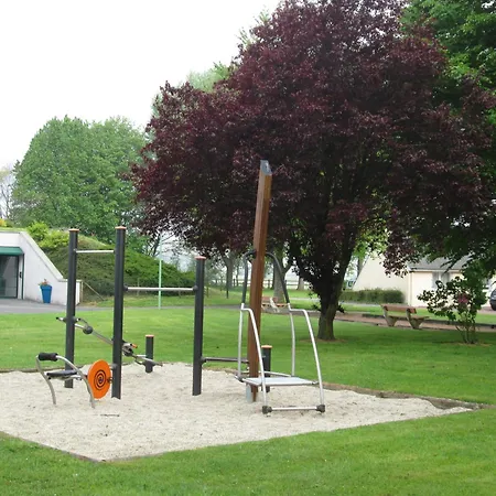 Village De De L'anse De